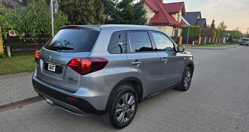 Suzuki Vitara cena 71499 przebieg: 78000, rok produkcji 2021 z Legionowo małe 301